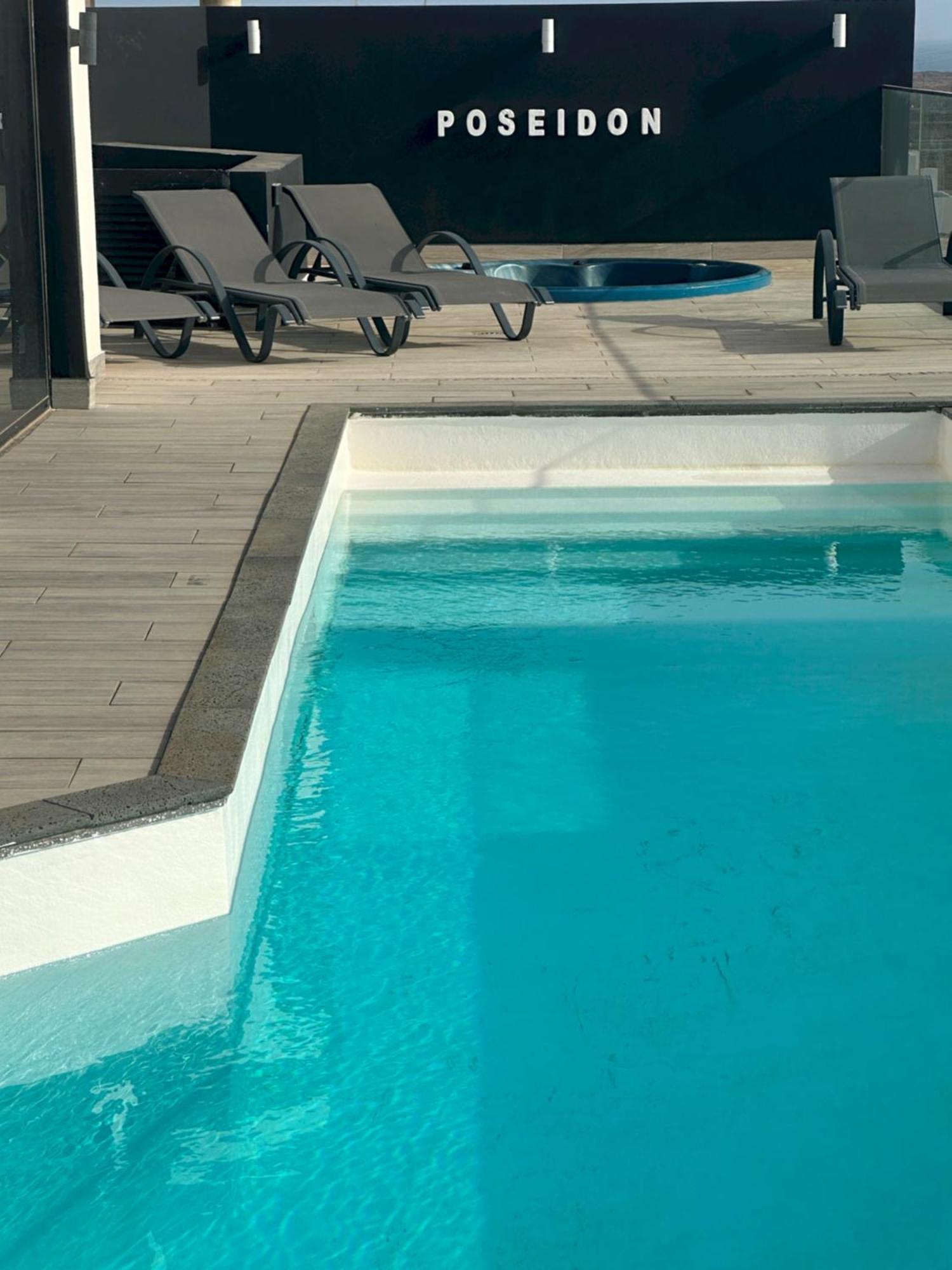 Villa Poseidon Corralejo With Private Heated Pool, Sauna And Stunning Volcano Views By Amazzzing Travel Exterior photo
