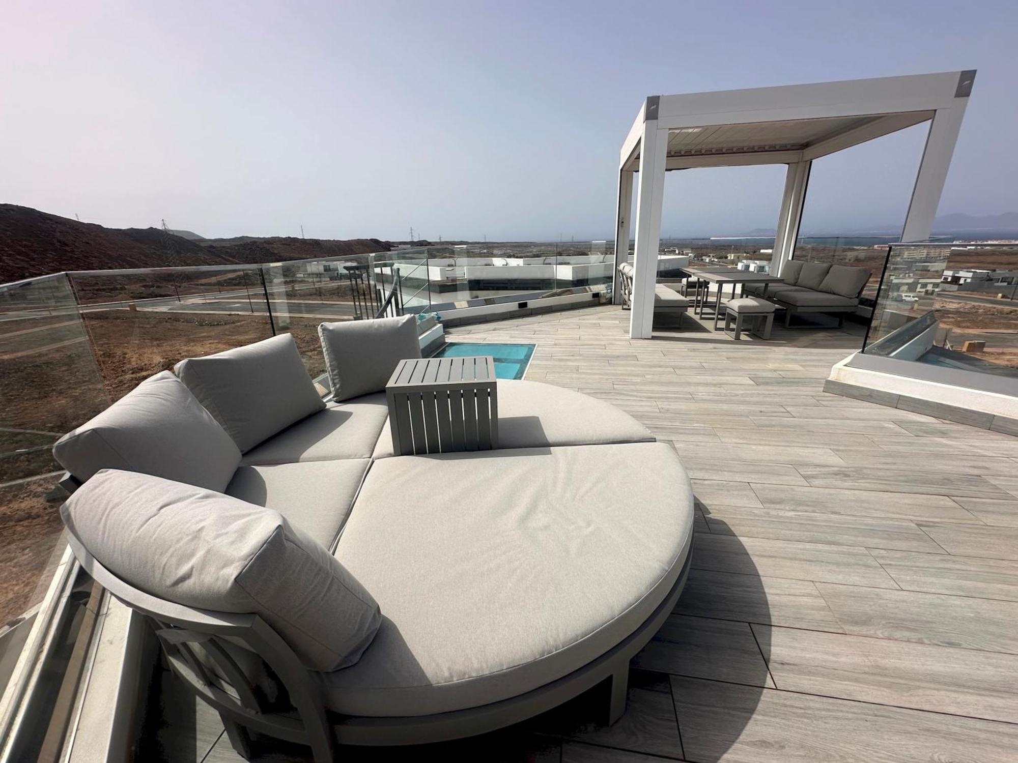 Villa Poseidon Corralejo With Private Heated Pool, Sauna And Stunning Volcano Views By Amazzzing Travel Exterior photo